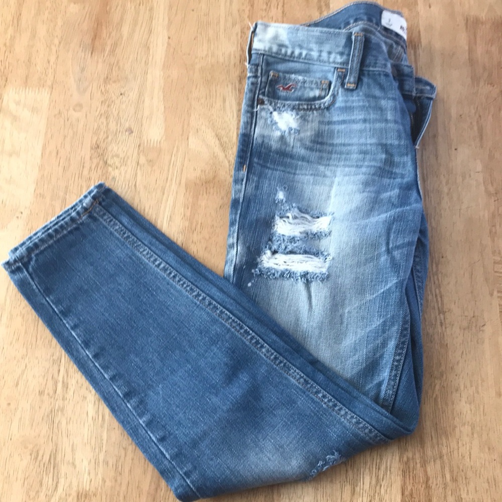 Ripped skinny jeans